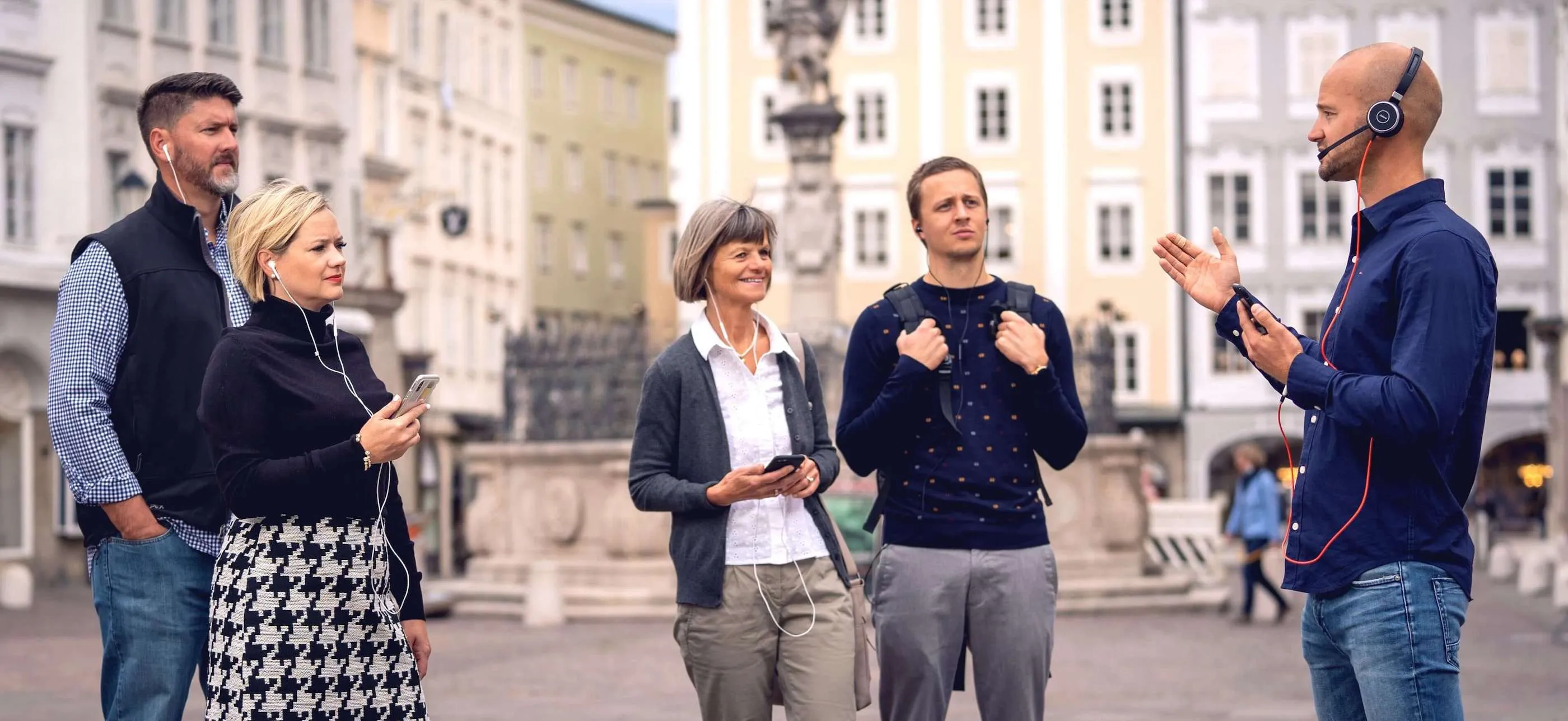 people at a guided tour with livevoice